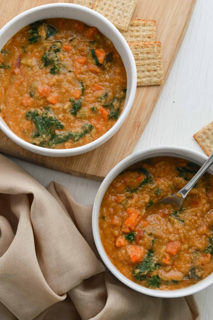 High-Protein Lentil Soup (Lentil Bolognese) – A Vegan Power Bowl!